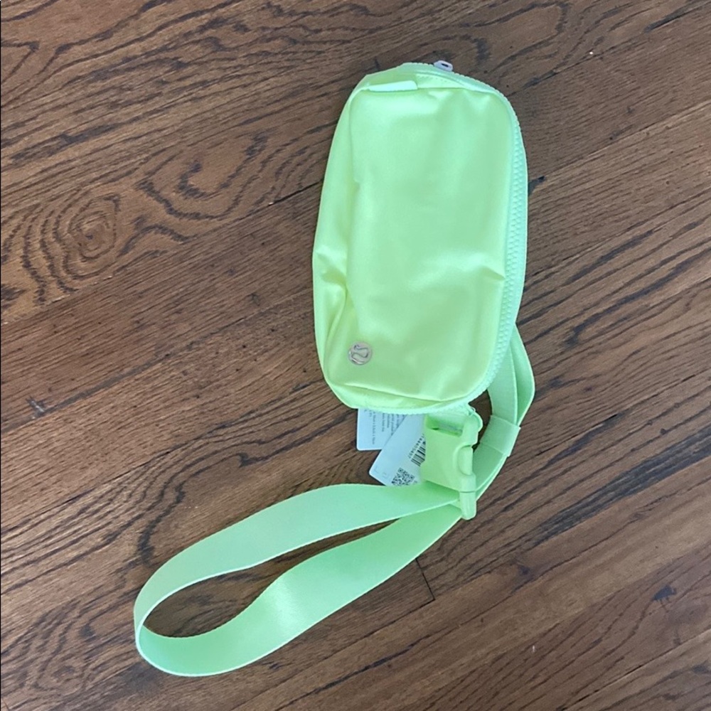 Lululemon everyday belt bag